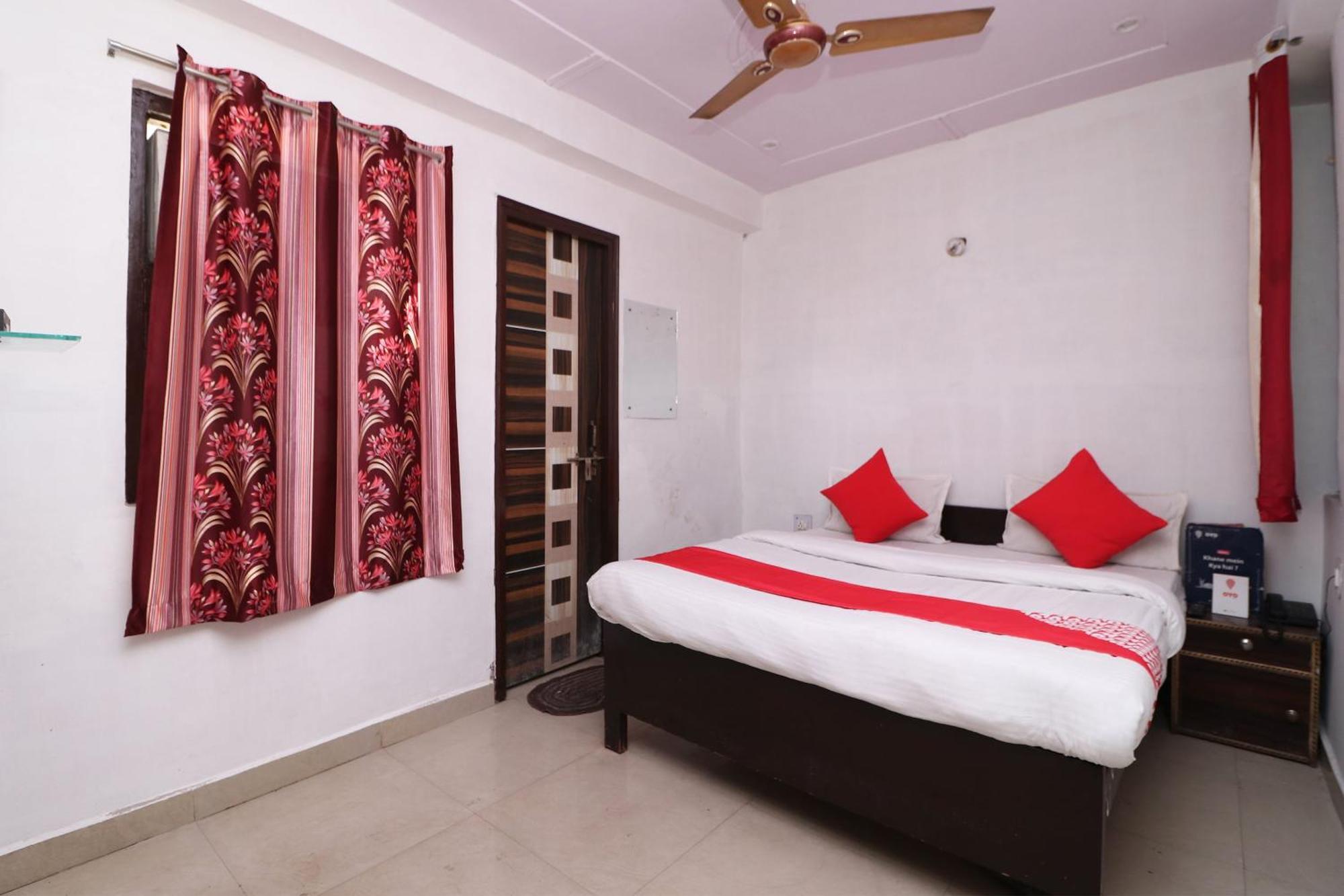 Hotel Four Seasons Agra  Zewnętrze zdjęcie