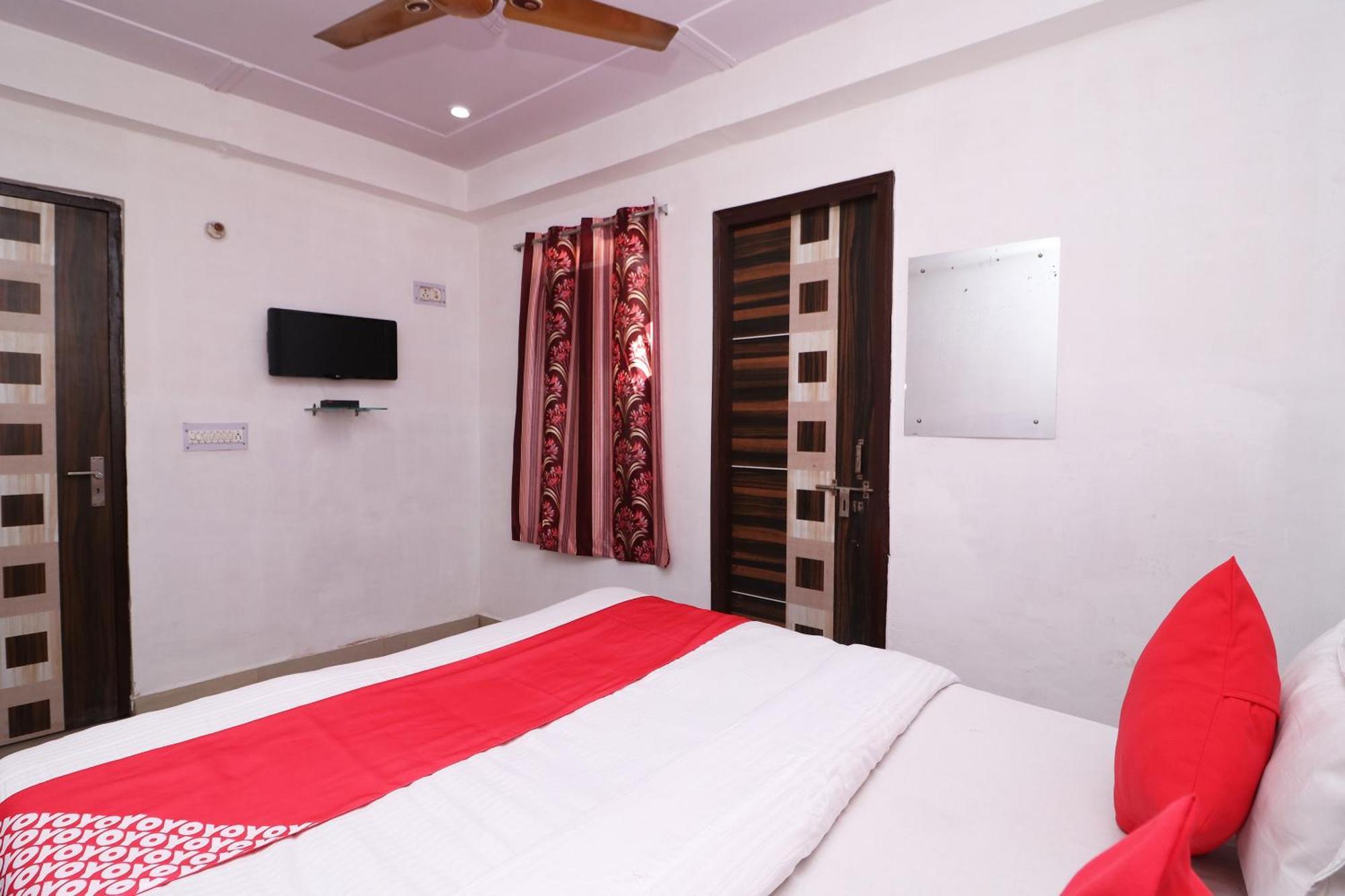 Hotel Four Seasons Agra  Zewnętrze zdjęcie